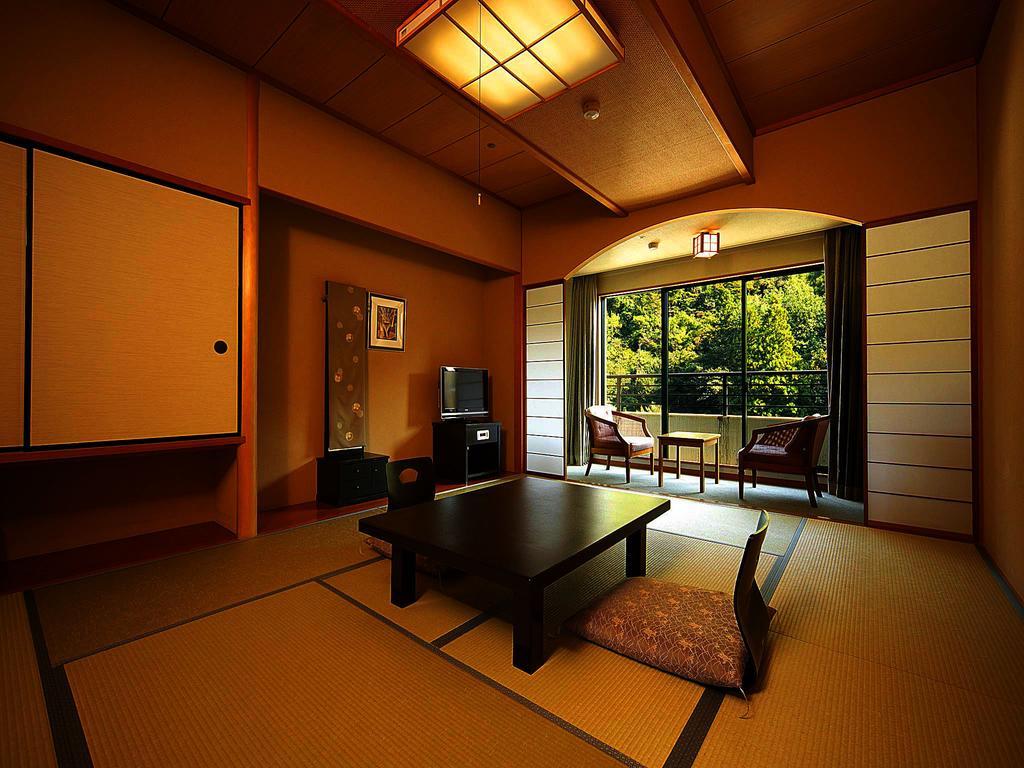 Royal Hotel Yamanaka Onsen Kajikaso 加贺 外观 照片