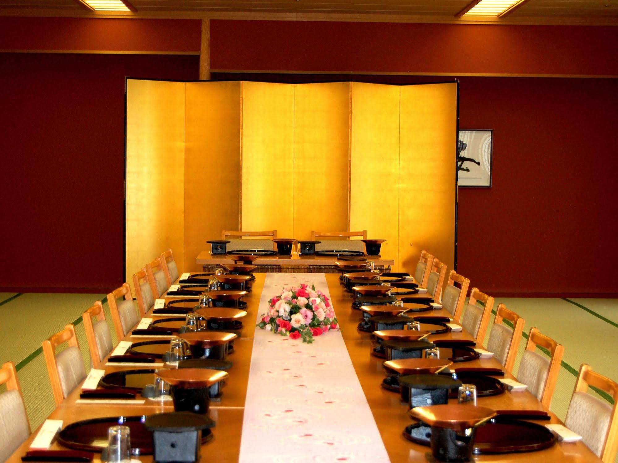 Royal Hotel Yamanaka Onsen Kajikaso 加贺 外观 照片