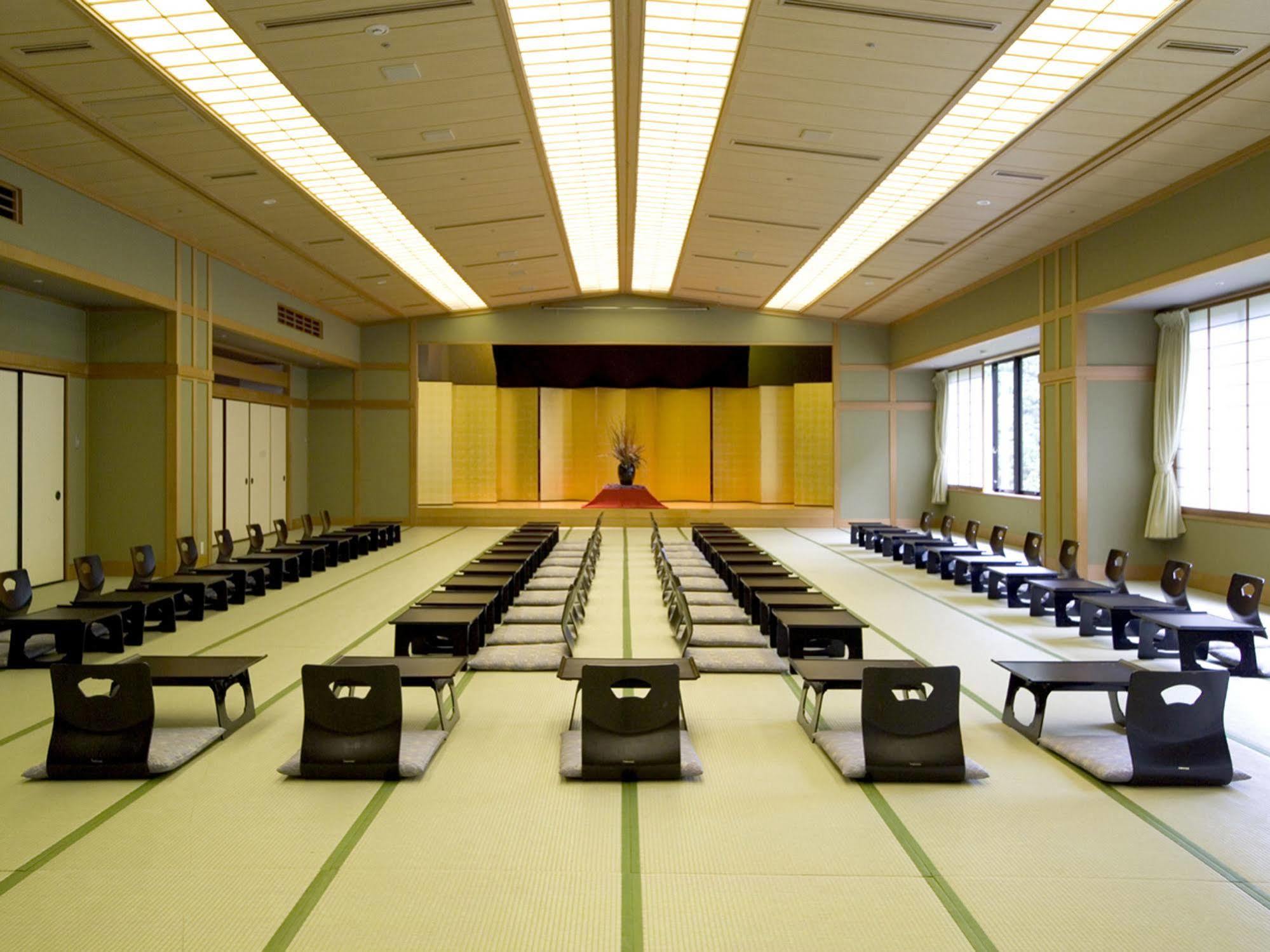 Royal Hotel Yamanaka Onsen Kajikaso 加贺 外观 照片