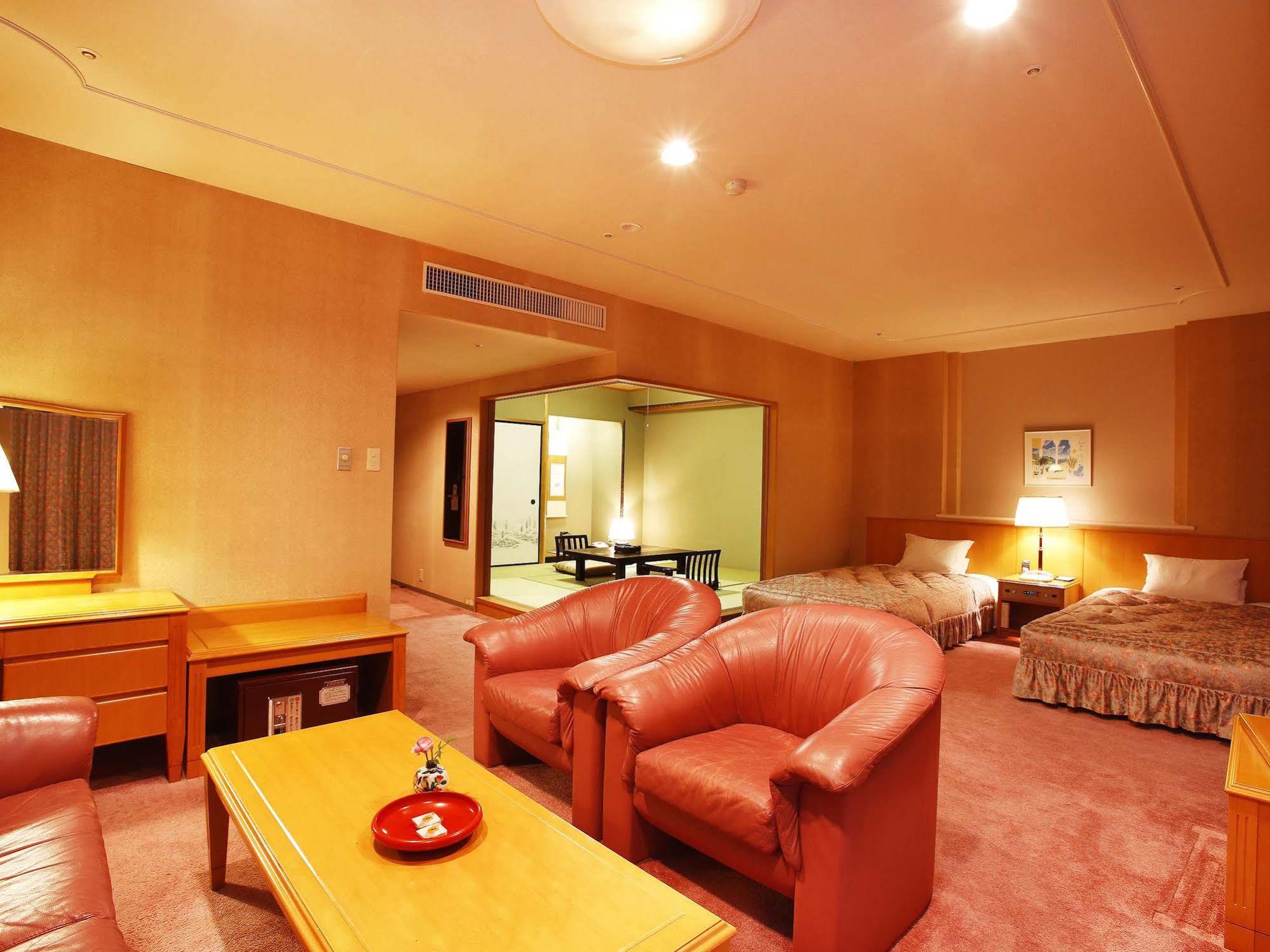 Royal Hotel Yamanaka Onsen Kajikaso 加贺 外观 照片